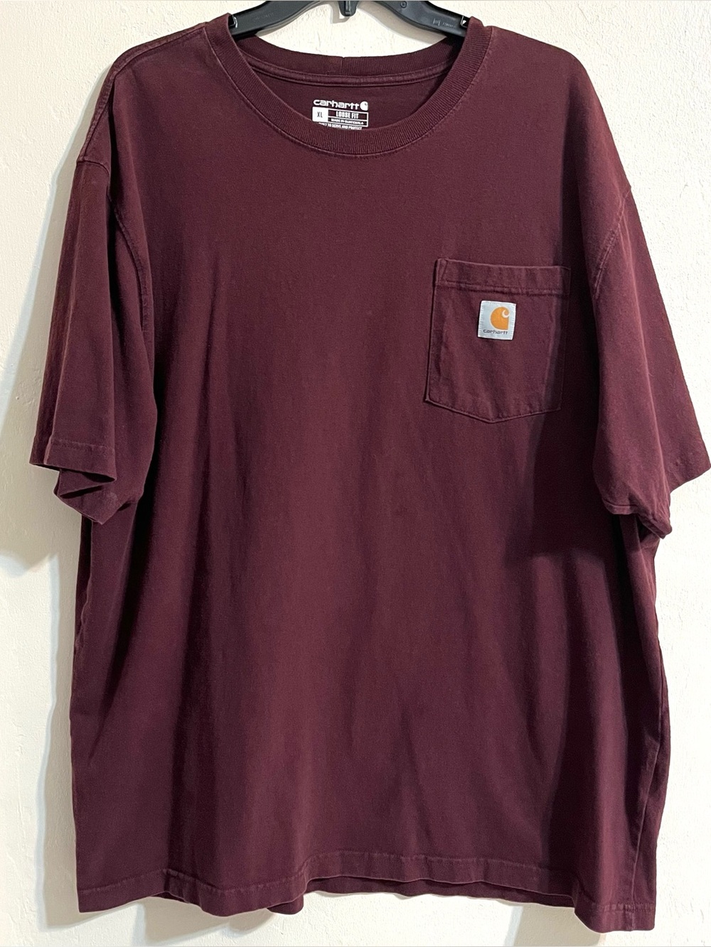 Carhartt Short-Sleeve Pocket Tee Loose Fit in Maroon Burgundy Color